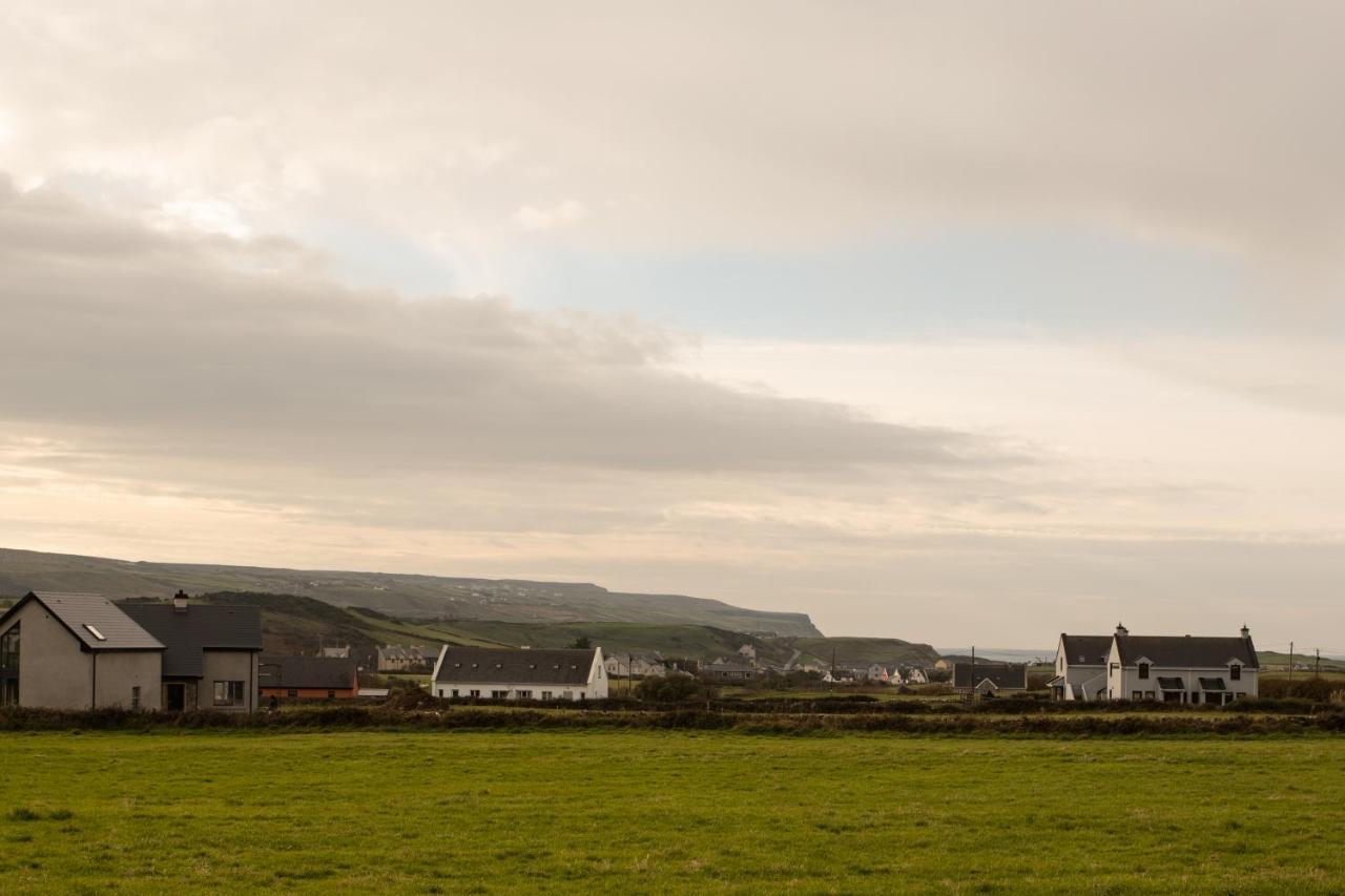 Bed and Breakfast Nellie Dee's Doolin Exterior foto